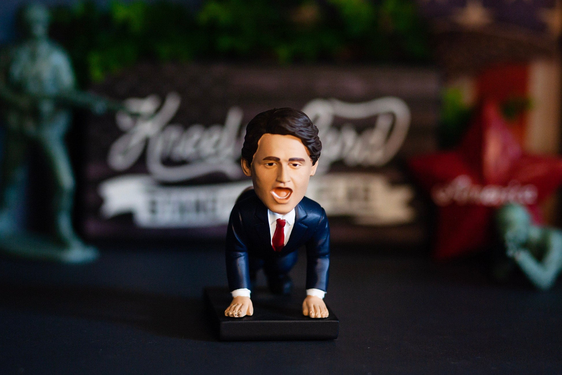 Canada PM Justin Trudeau Pencil Holder Bobble - 5 Pieces - LiberTee Shirts